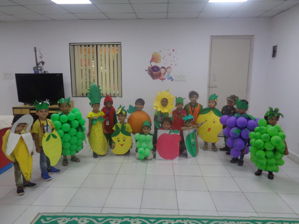 FANCY DRESS COMPETITION 15th Nov 2019 Naval KG School Mankhurd